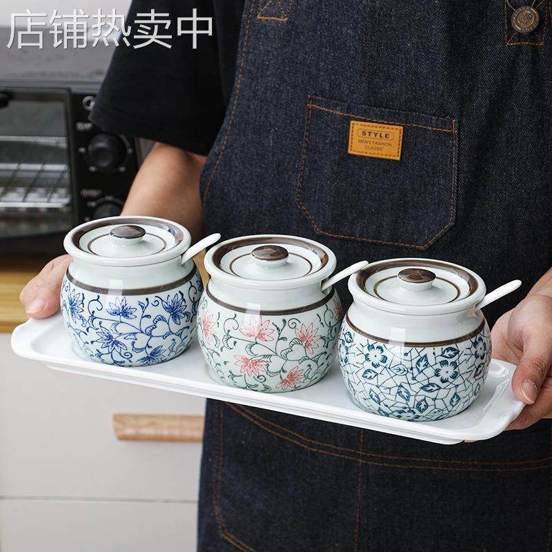 陶瓷套装辣椒油猪油家用罐子日式有盖调料罐盐罐调味罐调料盒厨房