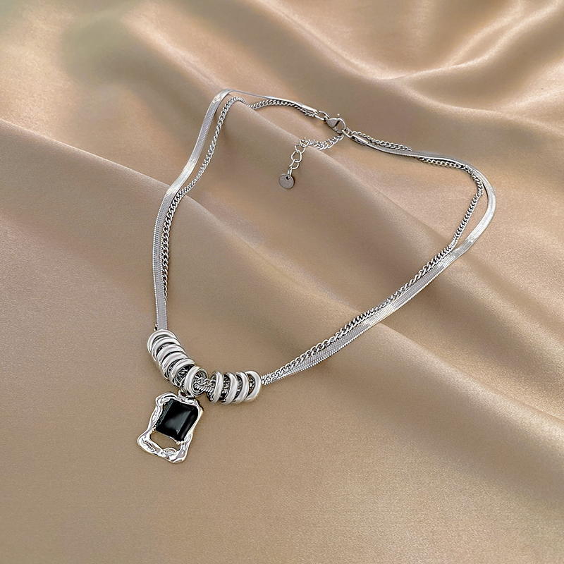 那片海女ins潮流嘻哈风