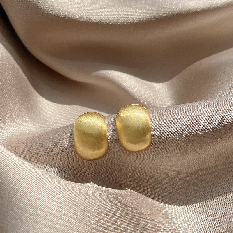 那片海哑光C形耳钉女轻奢