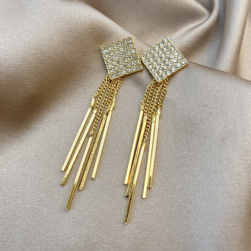 独特方形流苏耳饰女轻奢高级感耳环2024新款爆款冷淡风气质耳钉