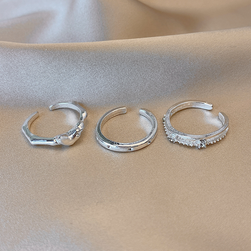 爱心套装戒指女冷淡风简约素圈指环2024新款爆款小众设计食指戒