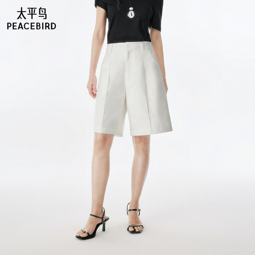 太平鸟女装夏季宽松休闲插袋四分中短裤直筒裤女A1GCF2734