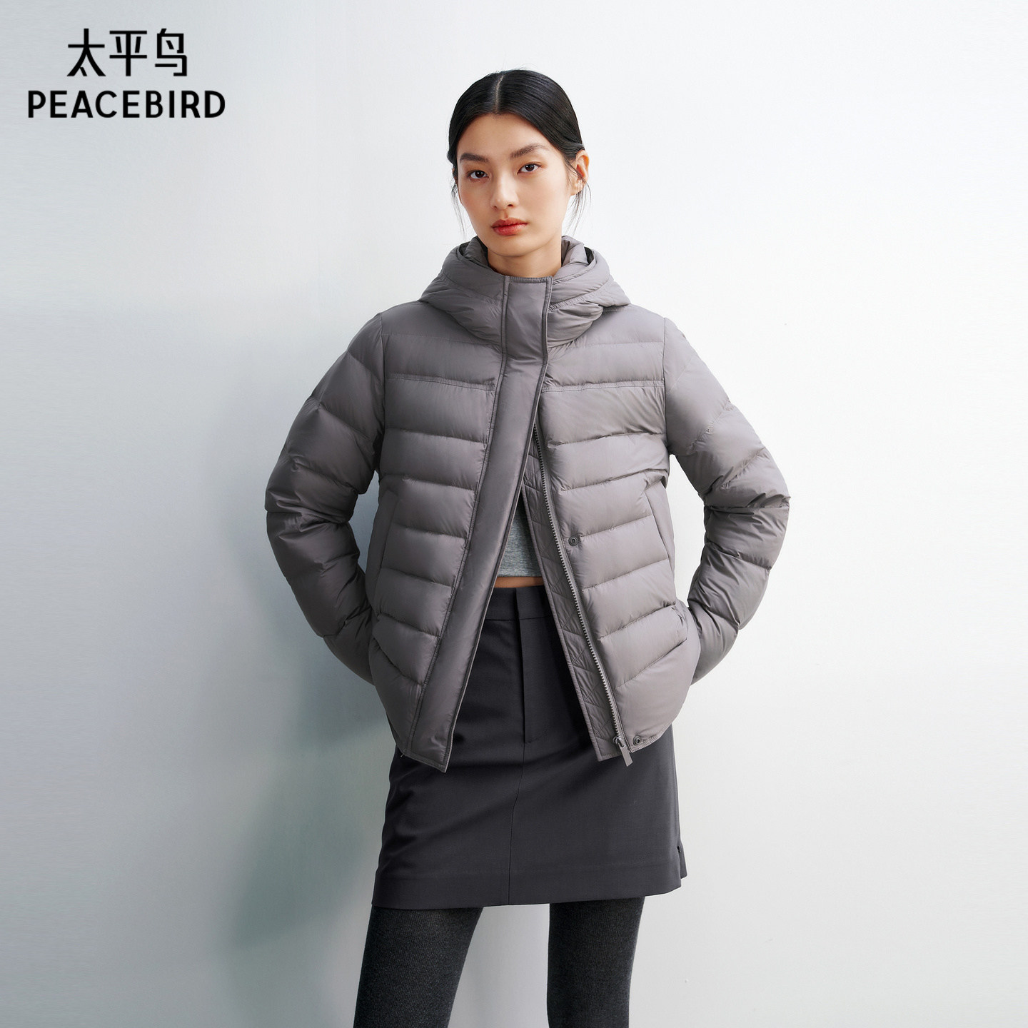 【排骨羽绒】太平鸟90白鸭绒宽松龟背连帽泡芙羽绒服女冬新款外套