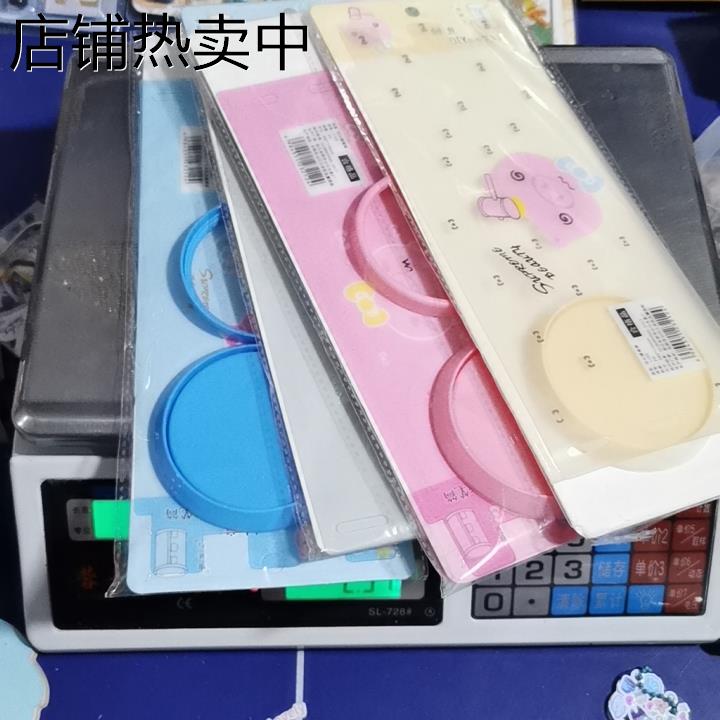 12个折叠笔筒
