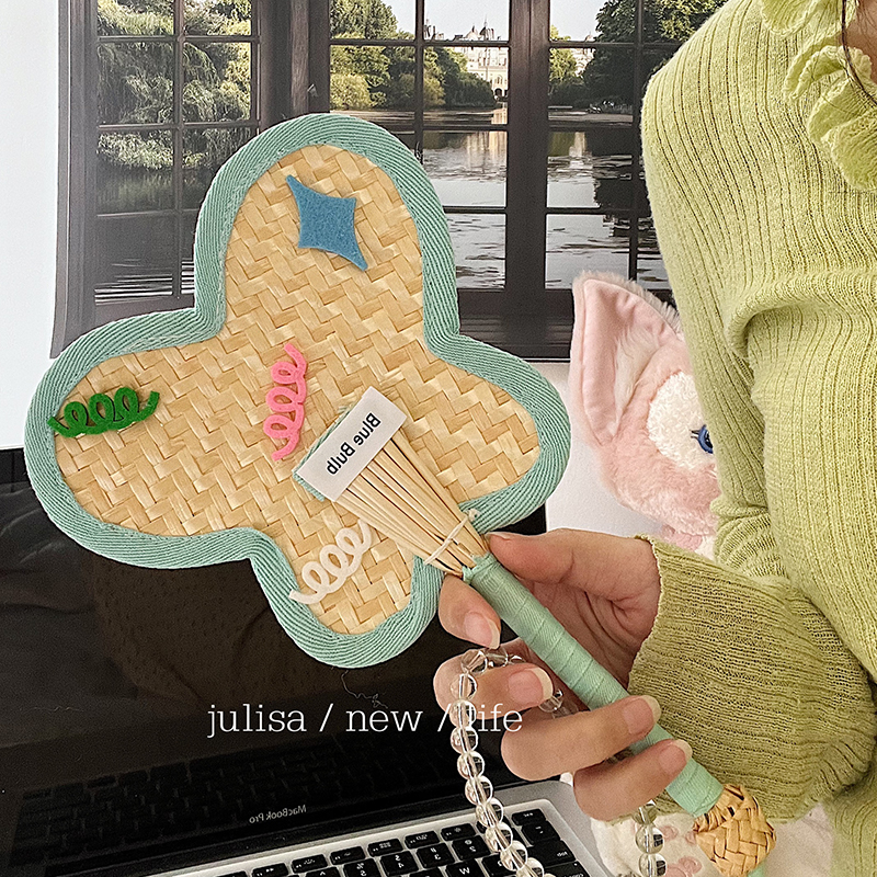 纯手工奶昔绿色蝴蝶多用途夏日手柄扇子手拿蝴蝶清凉蒲扇拍照道具