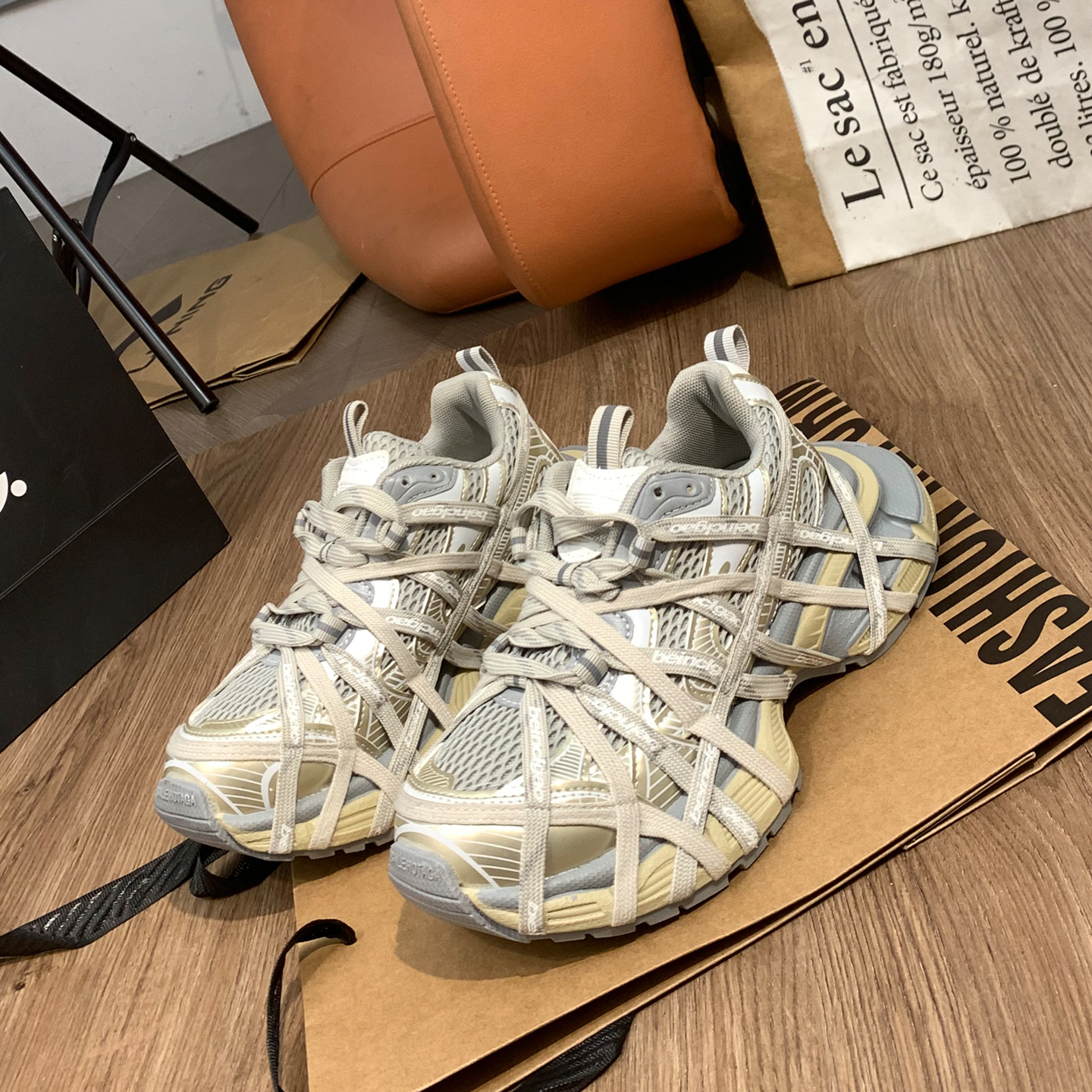 帅气绑带爆款老爹鞋女潮流款