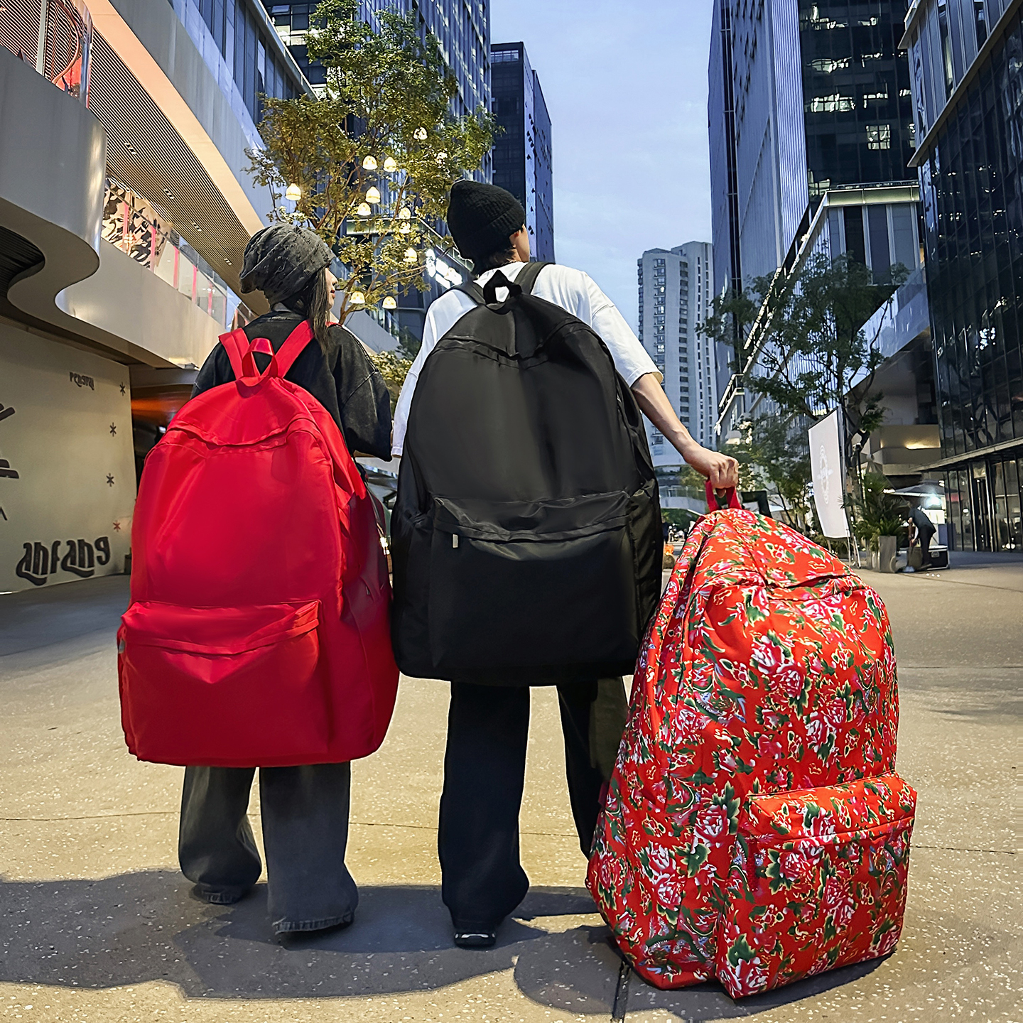 跑男原版白鹿王星越桃花坞工厂超级大书包潮巨型旅游背包显眼包