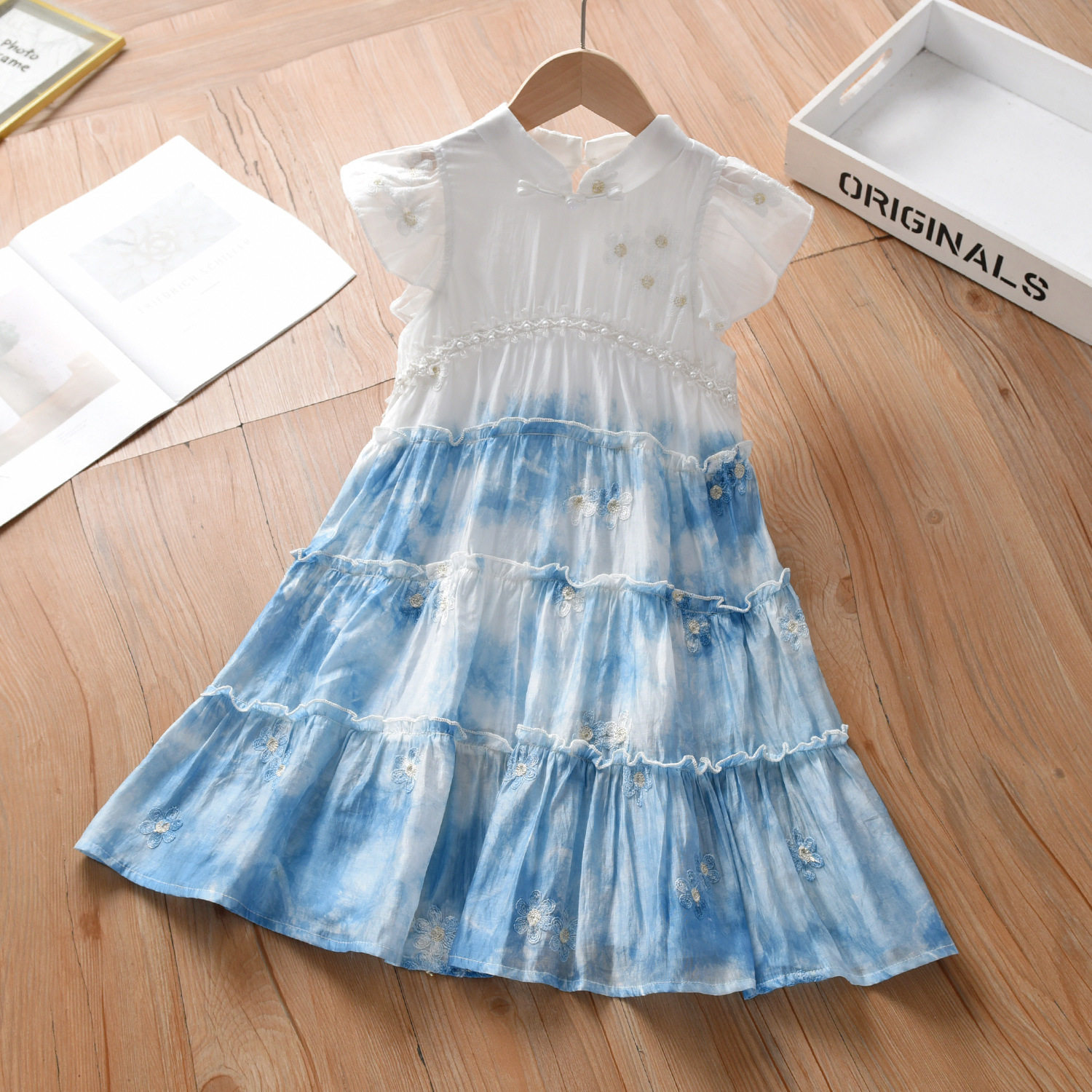 云南手工扎染女童珍珠连衣裙夏季新款儿童新中式盘扣绣花木耳边裙