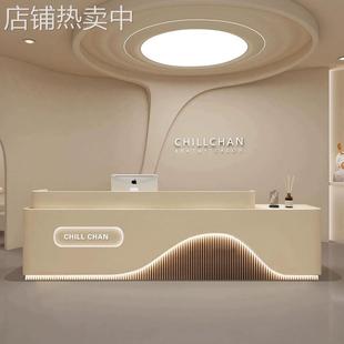 简约现代服装店吧台美容院收银台公司前台医美诊所咨询接待台烤漆