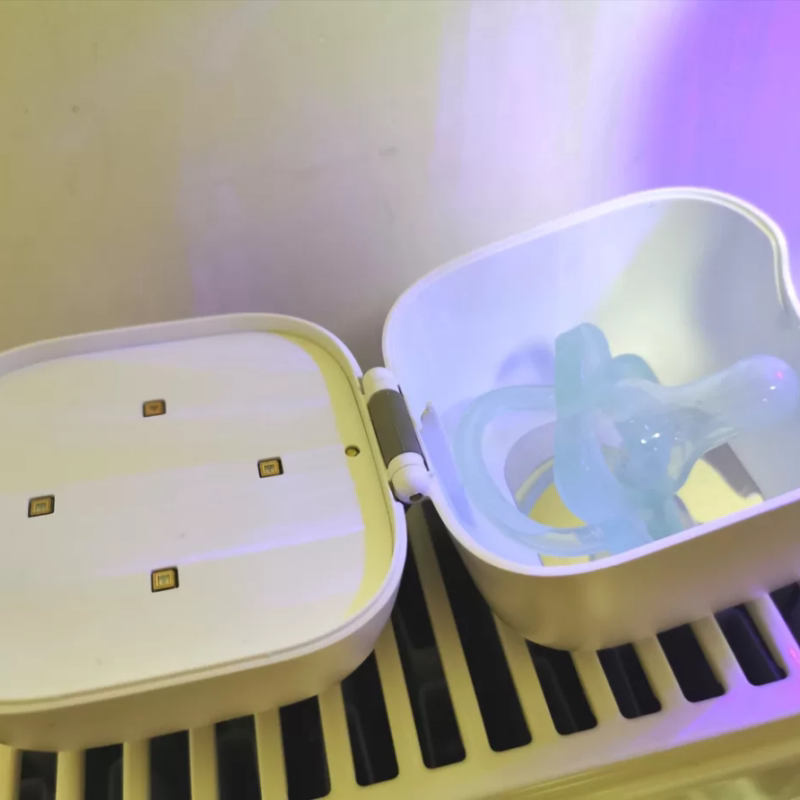 便携式安抚奶嘴消毒器婴儿用品紫外线消毒盒