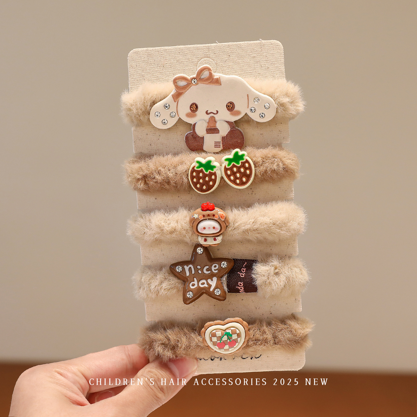 儿童毛绒发圈女童2025新款可爱卡通扎头发绳不伤发宝宝头绳橡皮筋