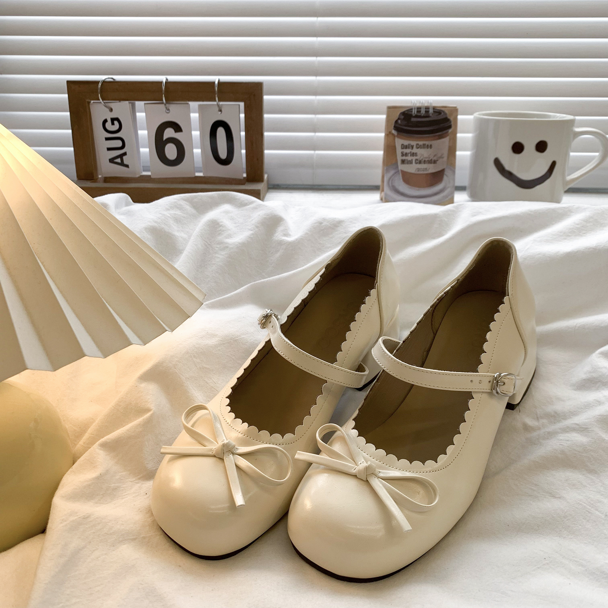 French bow Thick heel Mary Jane Single shoes female 2025 summer The new Word for word Ballet Thick heel high-heeled shoes