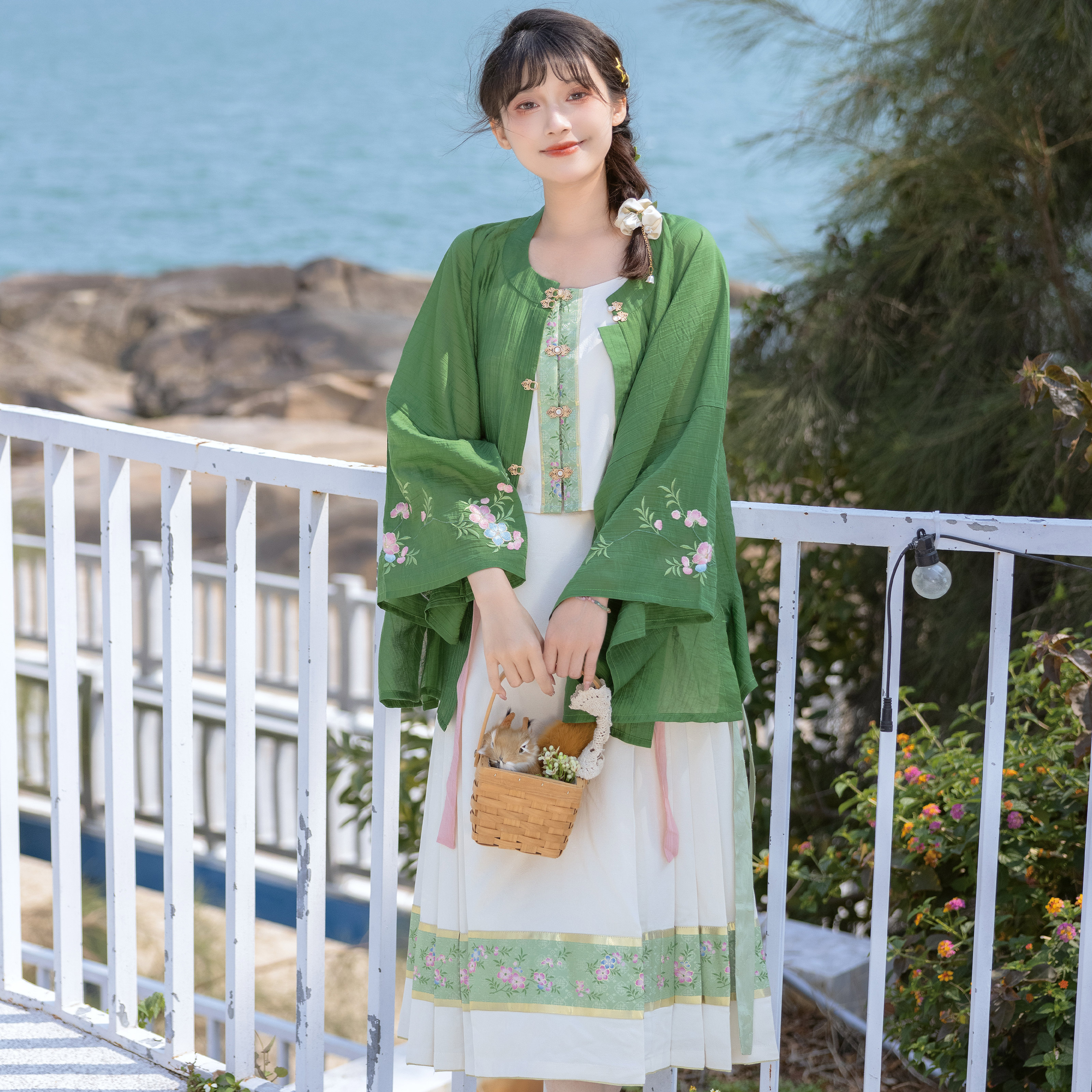 花朝记明制圆领衫马面裙文艺汉服