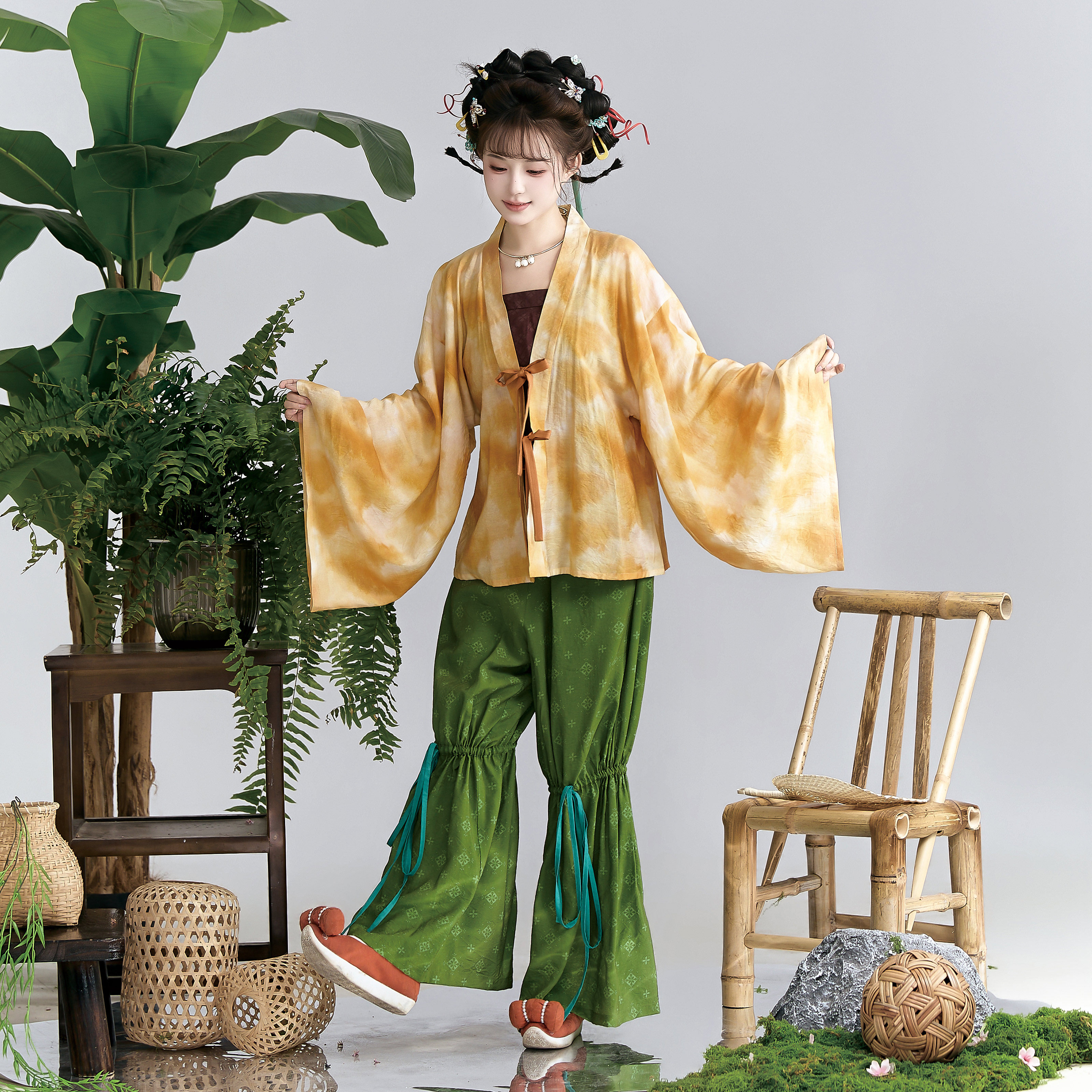 花朝记｜环佩｜晋制汉服褶衣仿南北朝缚裤人丝印花传统日常风春夏 - 实物图