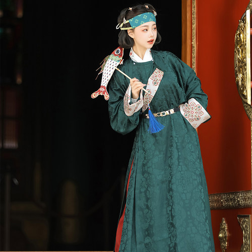 定织暗纹唐制汉服圆领袍