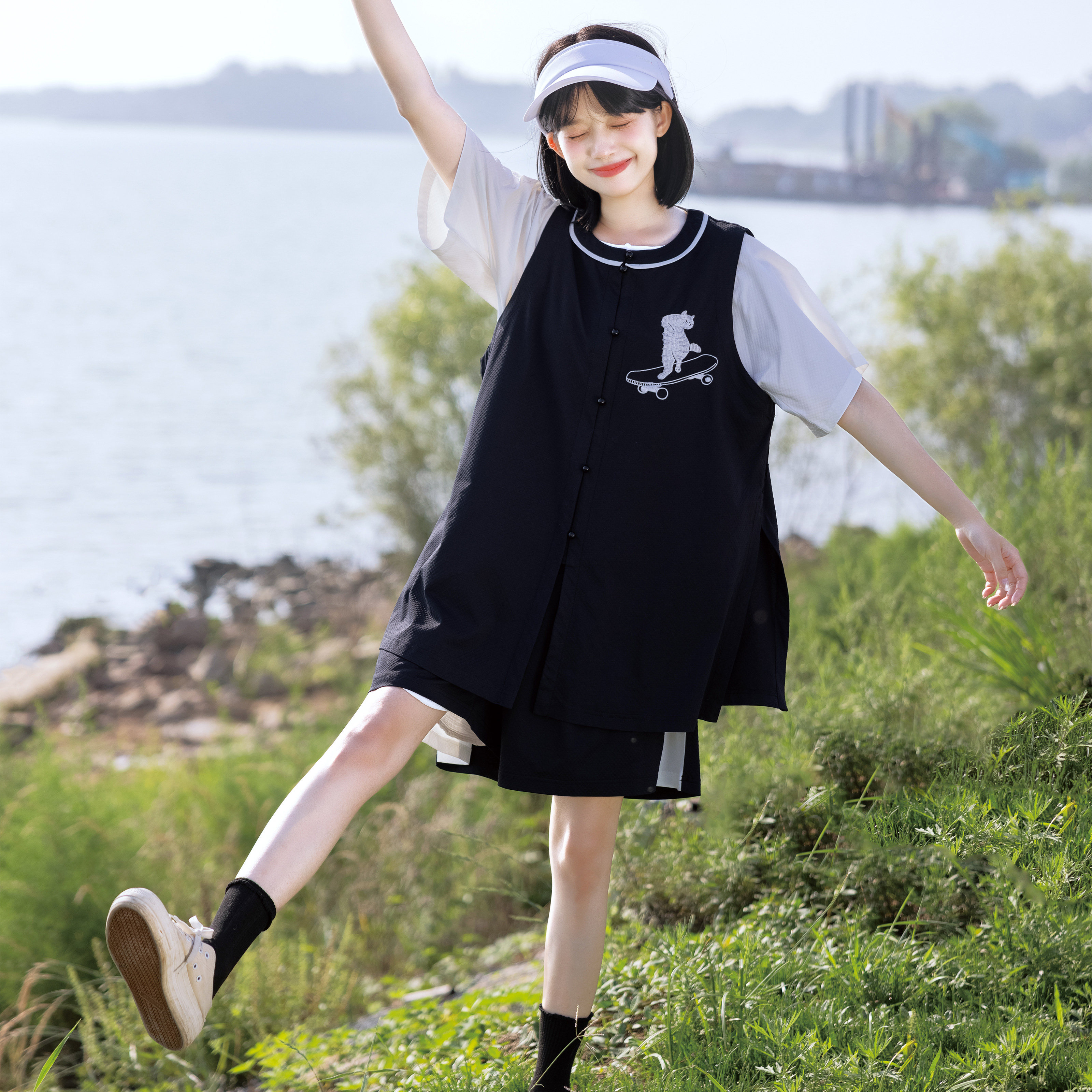 花朝记｜滑板猫｜明制汉服元素圆领衫比甲短裤黑白运动风速干防晒