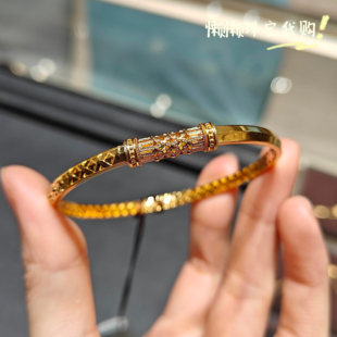 7.2-7.6折周大福专柜代购传承系列新春心响事成爆竹黄金手镯定价