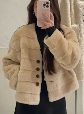 一善韩版V领宽松毛绒羊毛外套（含100羊毛）33223