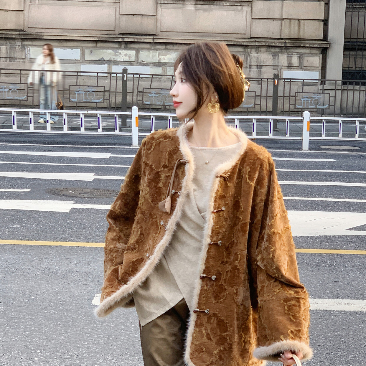 一善设计国风新中式-剪花拼水貂毛羽绒内胆保暖羽绒服外套WW287-1