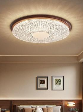 In the middle-winded bedroom, the new top-of-the-lighted lig