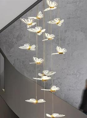 The double-building turns the staircase long chandelier and