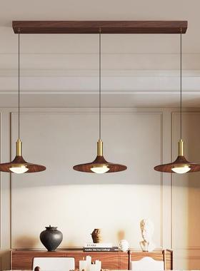 Two hundred and twenty-five chandeliers for the Middle Wind