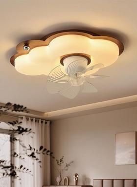 A cappella-sorthouse childrens room with walnuts of wood an