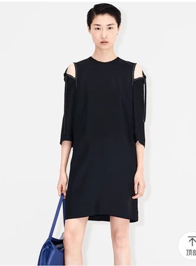 摩安ke ed 品牌折扣女装夏季新款深蓝色绑带露肩七分袖直版连衣裙