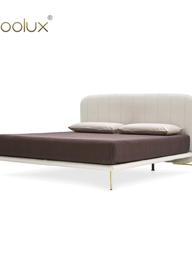 Sfoolux意式极简设计样板间主卧1.8米双人皮革LE MARAIS/勒马赖床