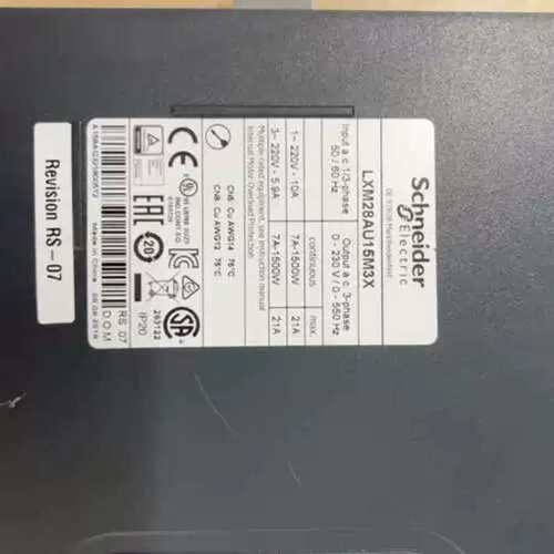 议价伺服驱动器LXM28AU15M3X，，成色漂亮