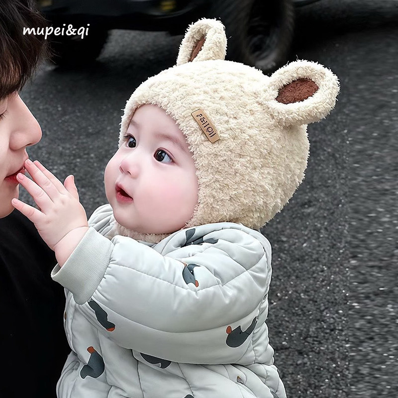 婴儿帽子秋冬可爱羊羔毛加厚新款韩版皮标帽子男女宝宝保暖护耳帽