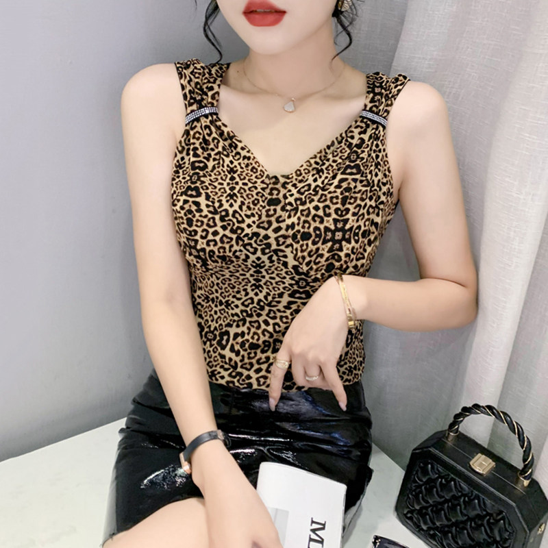 유럽 ??스테이션 패션 레오파드 프린트 캐미솔 여성 여름 아우터 슈트 민소매 탑 섹시 메쉬 탑 트렌디