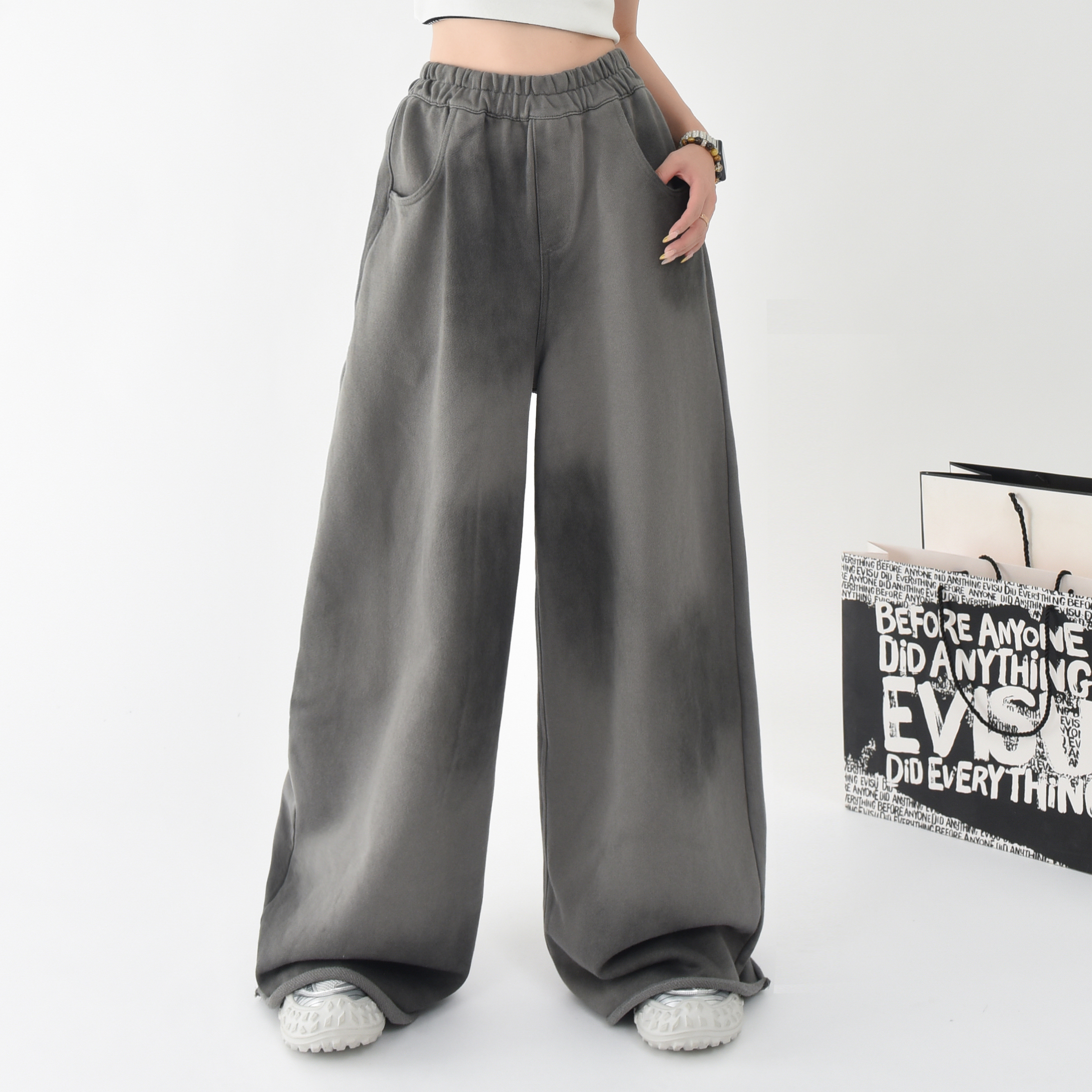 重磅水洗喷墨做旧情侣直筒卫裤