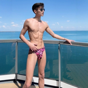 舒适泳装 男士 夏季 温泉度假沙滩速干游泳裤 泳衣性感豹纹低腰三角裤