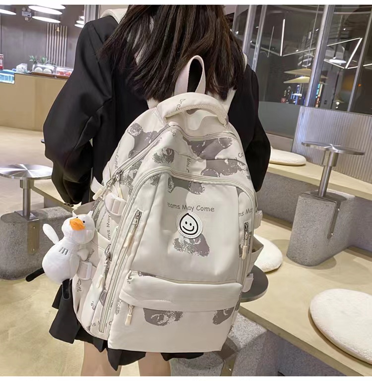 校园女款学生大容量双肩包