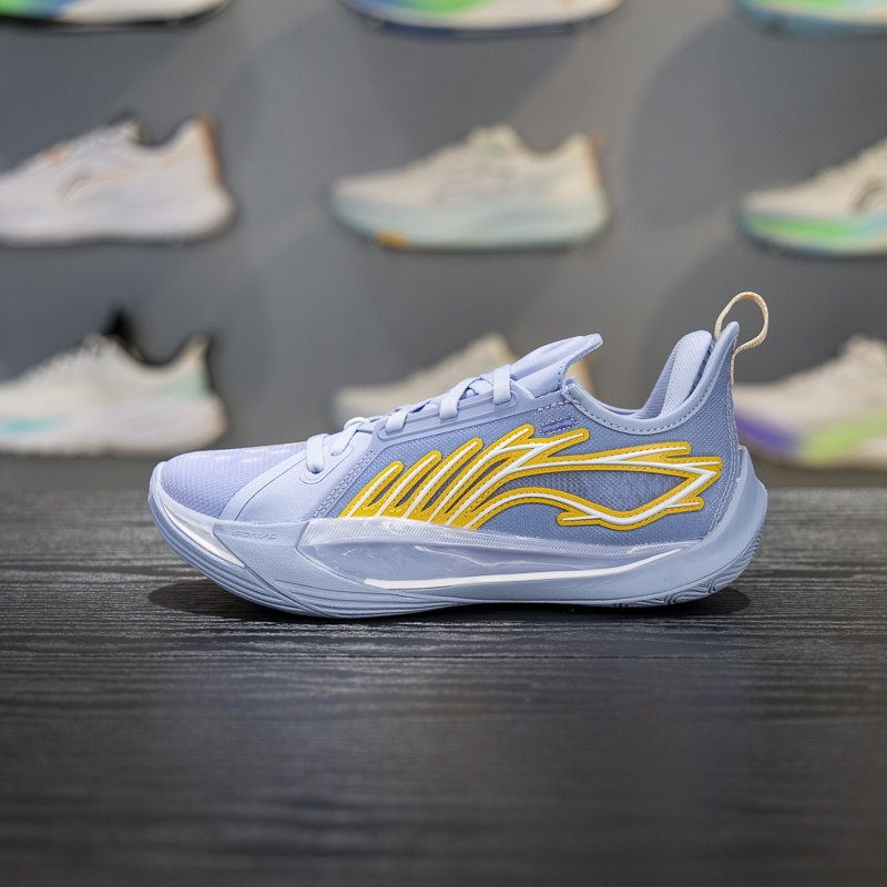 李宁四季通用减震回弹透气篮球鞋