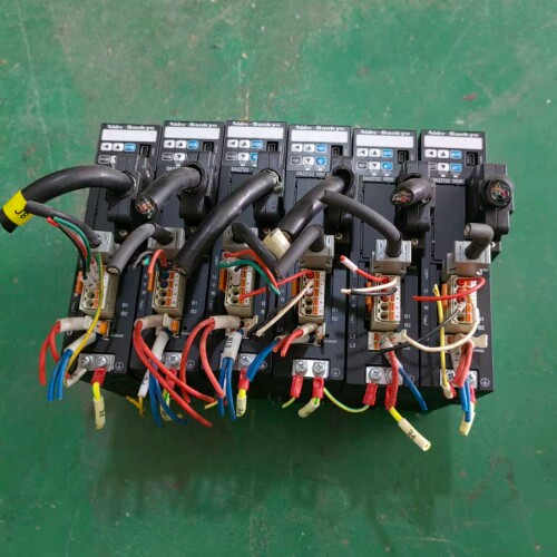 三协伺服驱动器DA2Z122 DA2Z122 100W拆机件 二手 议价
