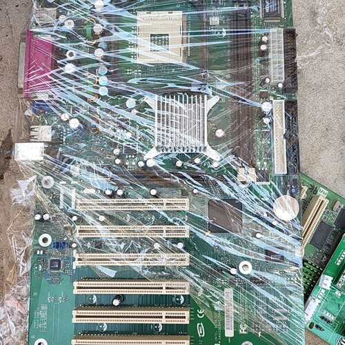 intel英特尔 D845GEBV2/D845PESV 47(议价）