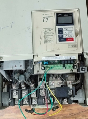 安川YASKAWA变频器，型号CIMR-F7C4045，40 议价