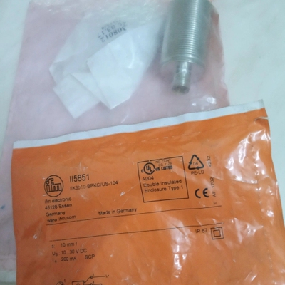 德国IFM易福门II5851 06P301开关传感器IIK3010 3015-BPKG/US-104