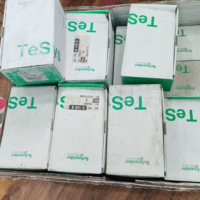 Schneider LA7F901安装板，TeSys系 议价