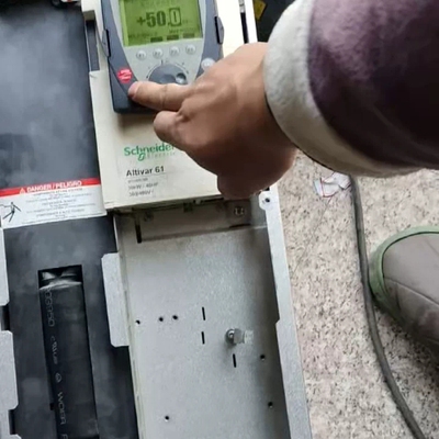 变频器 Altivar 61 ATV61HD30N4Z 议价