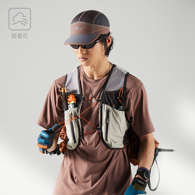 蓝岐2025夏季新款户外运动徒步多功能7L越野跑反光轻量马甲男潮