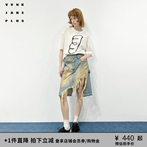 VVNK JANE PLUS夏季法棍印花宽松短袖T恤女J520569370C