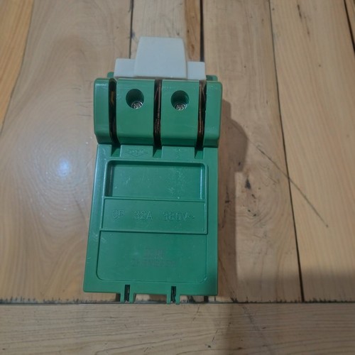 3相32A3相32A闸刀开关负荷开关