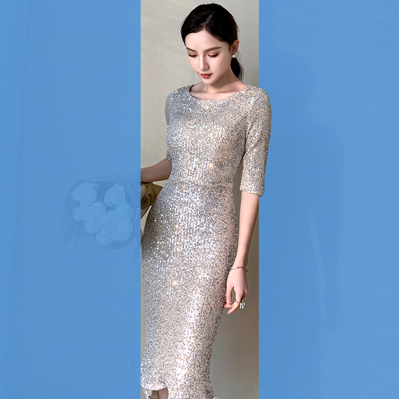 小晚礼服女2020新款短款宴会银色