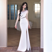 高定年会晚礼服女高级感秋冬季 宴会主持人重工高端白色单肩鱼尾裙