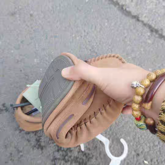 外贸鞋 原单鞋翻毛皮超轻 男女鞋休闲鞋加毛款咖色豆豆鞋包邮江浙