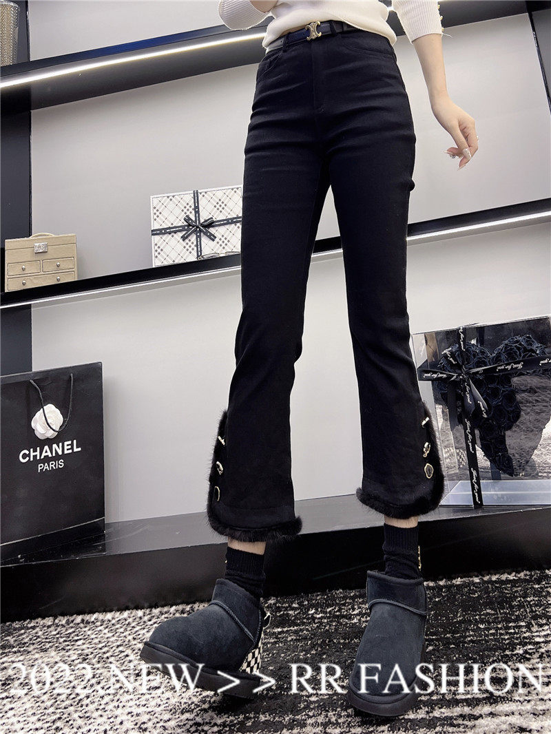 【现货】真水貂毛边加绒牛仔裤女秋冬新款修身显瘦纽扣九分直筒,女装/女士精品,牛仔裤,淘宝优惠券,粉丝福利购,淘宝优惠卷