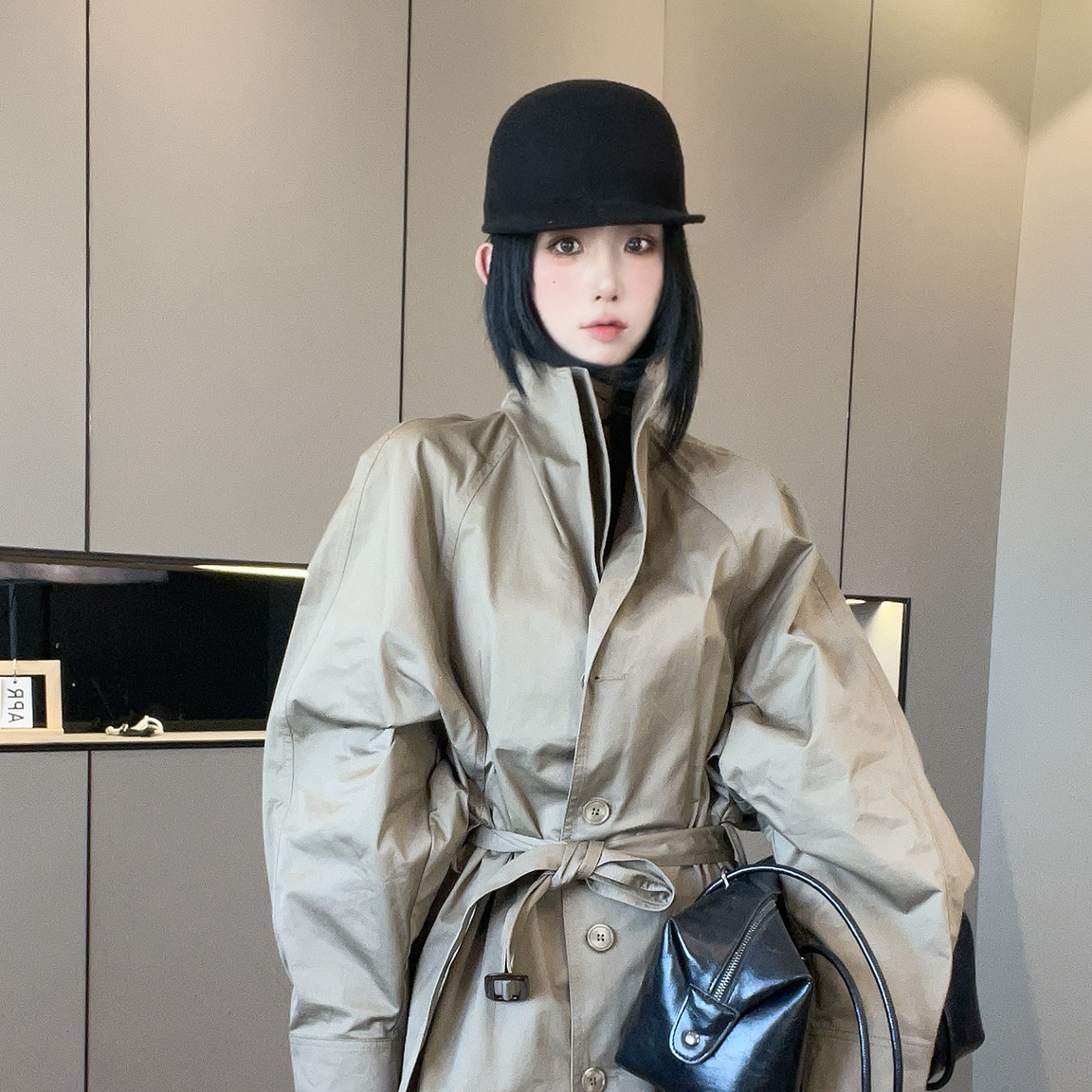 风衣女2026秋季新款欧洲站韩式纯色腰带收腰长款外套时尚长袖上衣